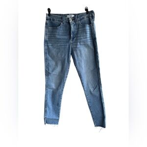 Levi's Blue Skinny Jeans with Stretch and Tapered Fit